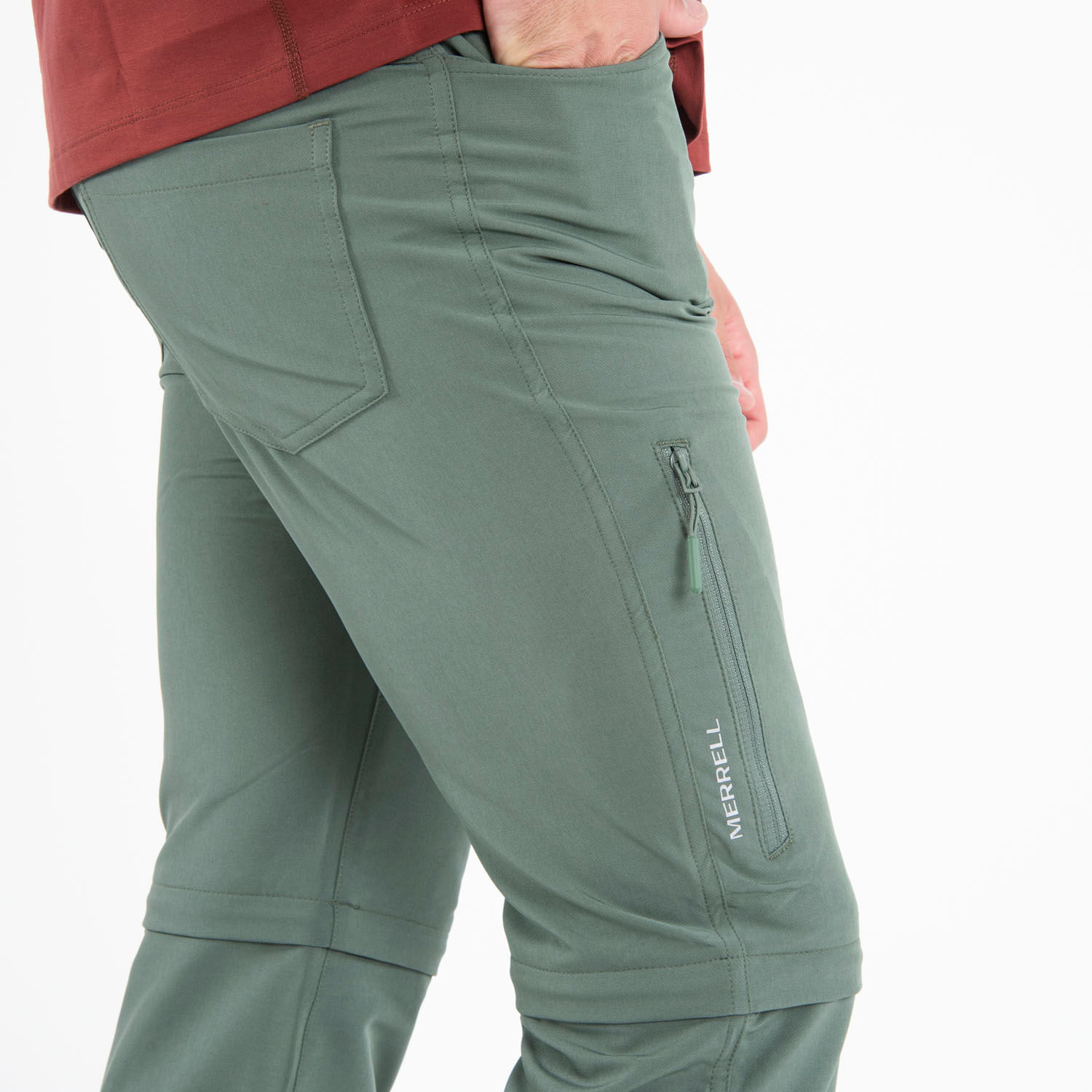 Pantalón Merrell Convertible Negro - Calce Regular - Compra Ahora | Dafiti  Chile