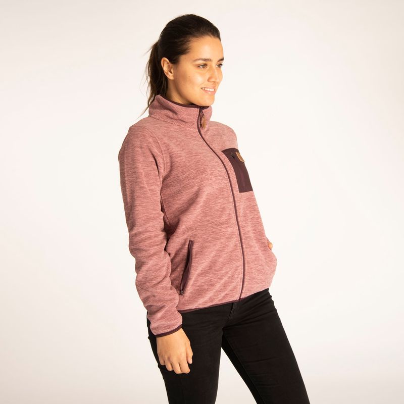 Polar-Mujer-Cliff