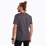 Polera-Hombre-Indian-Gris-Oscuro-Merrell