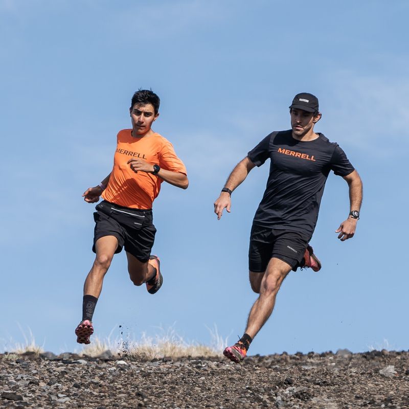 Polera-Hombre-Trail-Running-Edicion-Skyfire-Negro-Merrell