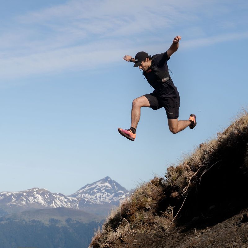 Polera-Hombre-Trail-Running-Edicion-Skyfire-Negro-Merrell