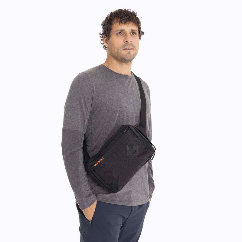 Bolso-Unisex-Messn-Mini-Messenger-Negro-Merrell