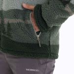 Polar-Hombre-Lands-Sherpa-Merrell