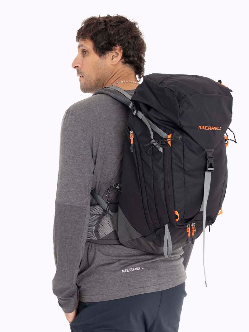 Mochila-Unisex-Grayling-28-30-Lt-Tr-Negro-Merrell